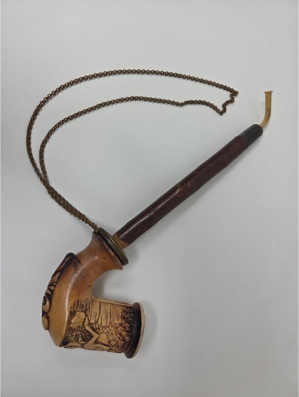 Hand Carved Meerschaum Tobacco Pipe With Deer Motif Chain And Stem Assembly